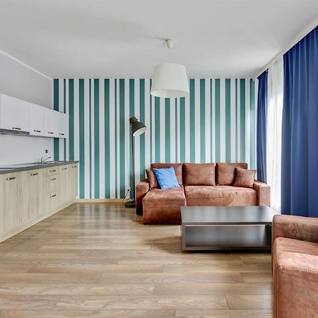 Grand Apartments Szafarnia 8 กดัญสก์ ภายนอก รูปภาพ