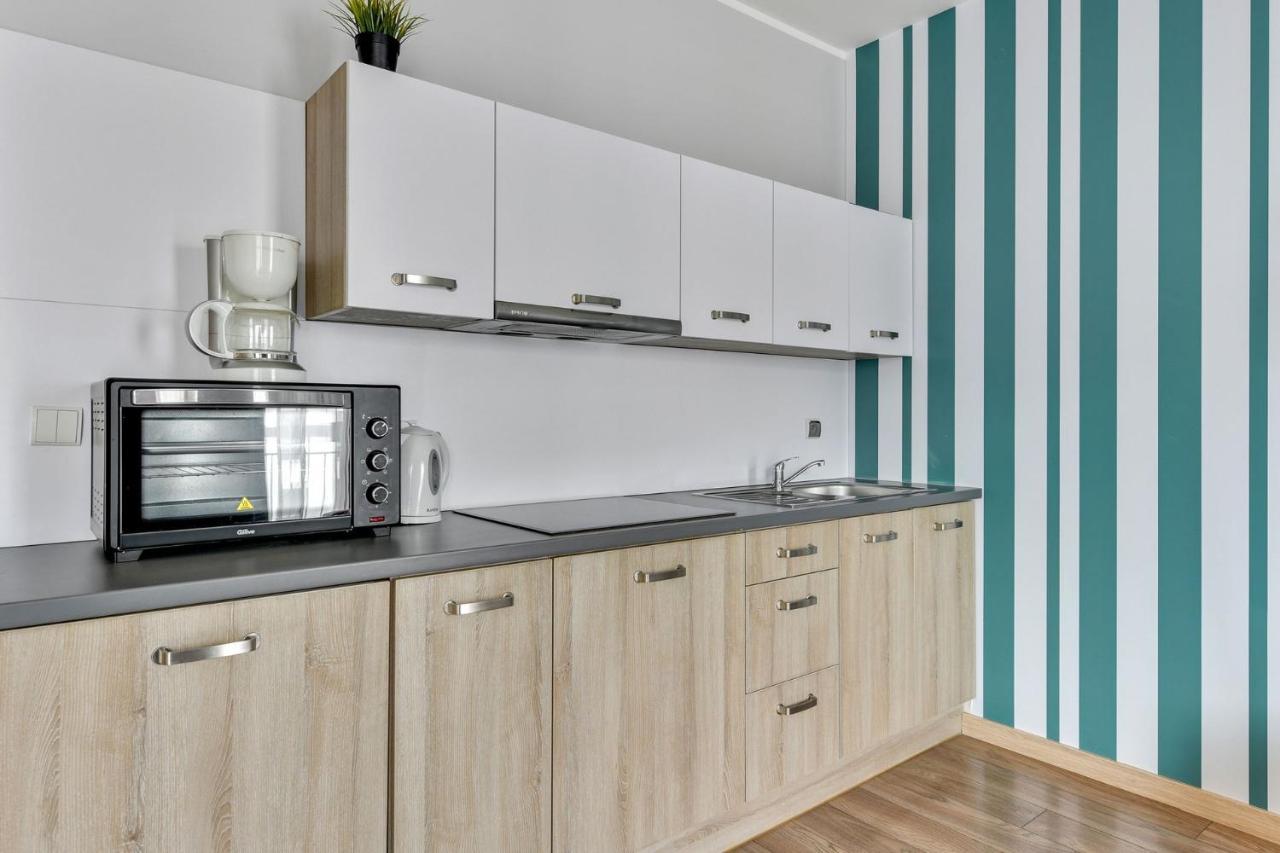 Grand Apartments Szafarnia 8 กดัญสก์ ภายนอก รูปภาพ