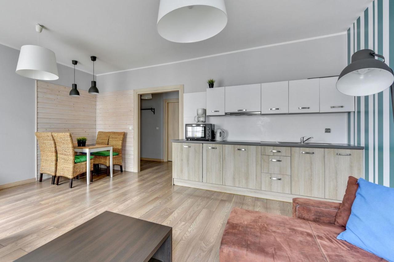 Grand Apartments Szafarnia 8 กดัญสก์ ภายนอก รูปภาพ