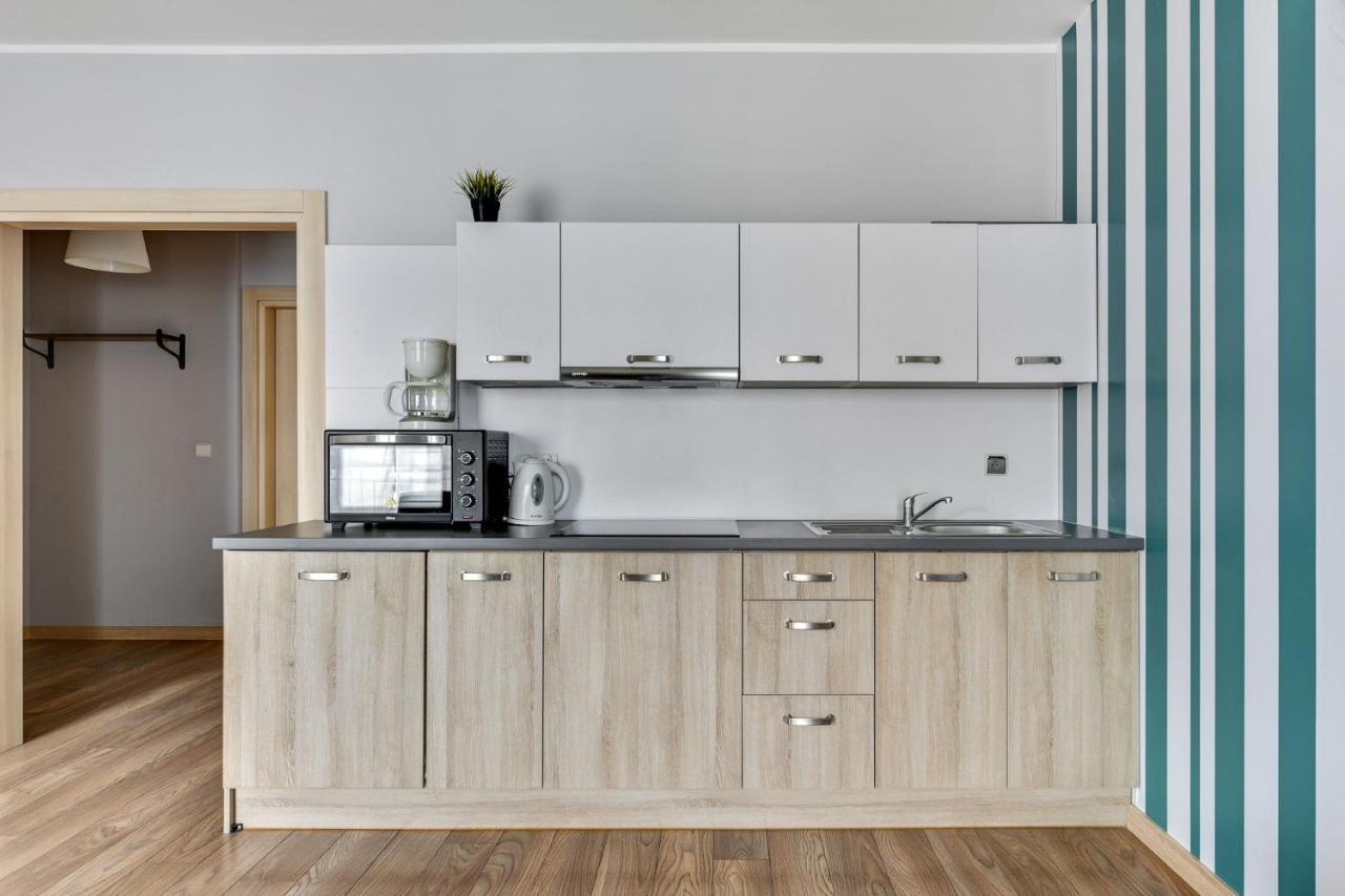 Grand Apartments Szafarnia 8 กดัญสก์ ภายนอก รูปภาพ