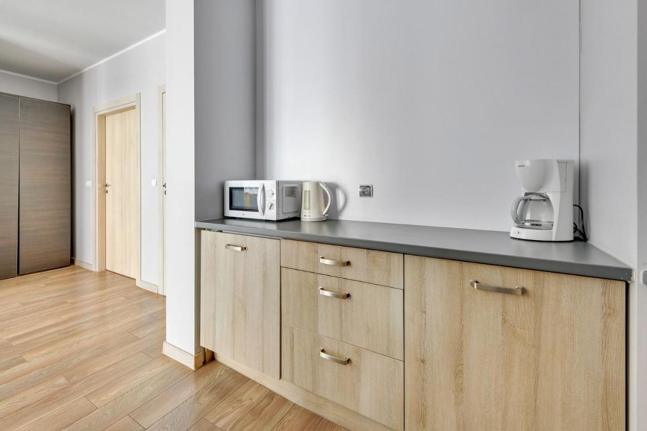 Grand Apartments Szafarnia 8 กดัญสก์ ภายนอก รูปภาพ