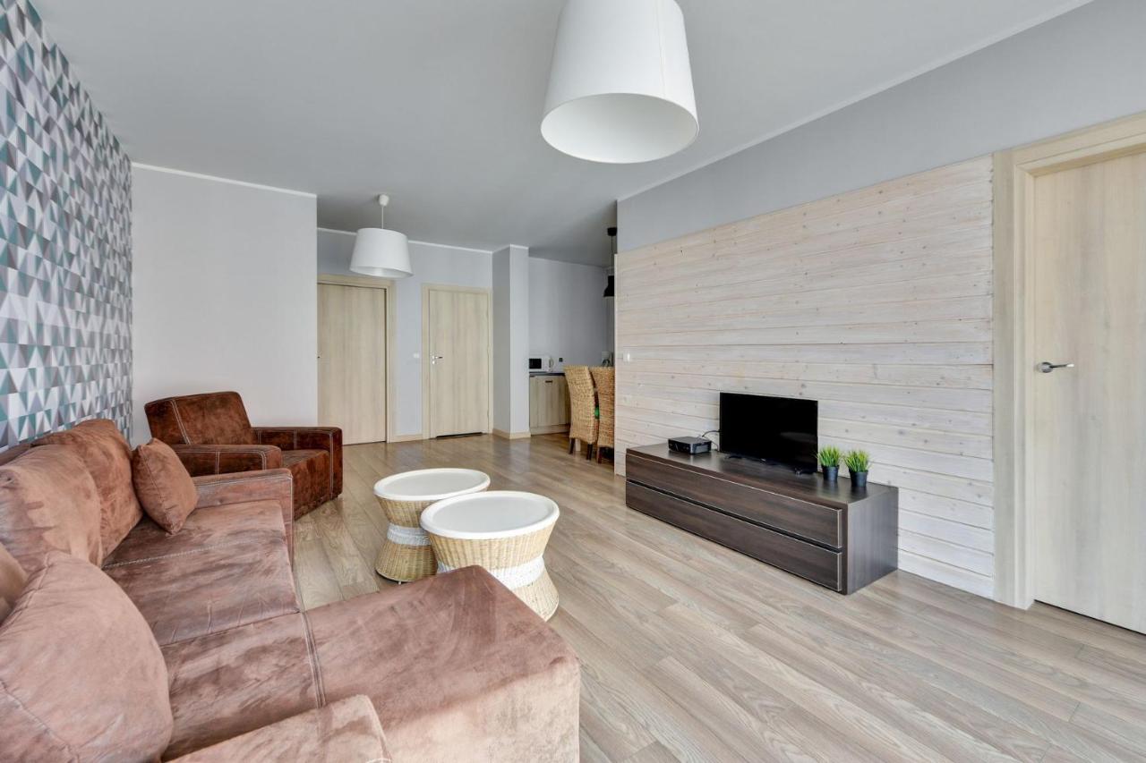 Grand Apartments Szafarnia 8 กดัญสก์ ภายนอก รูปภาพ